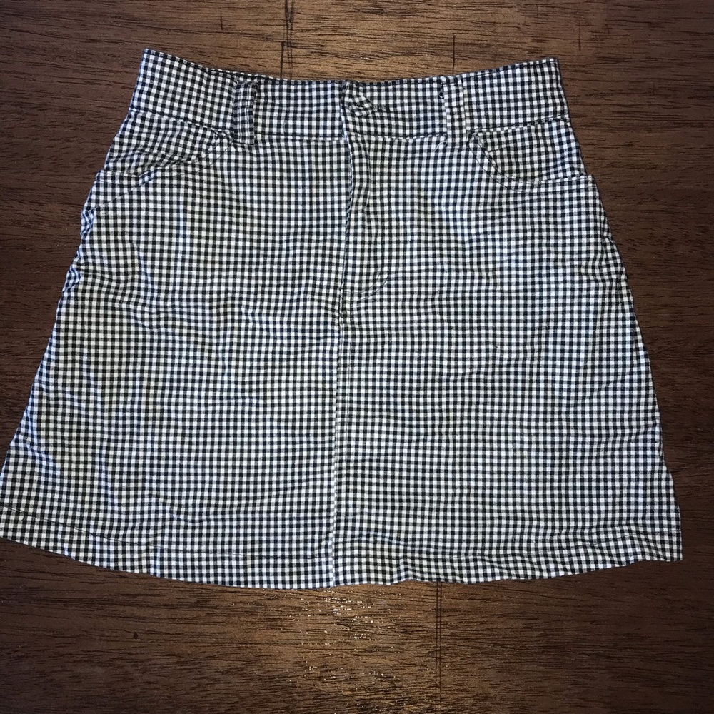 brandy melville mini skirt